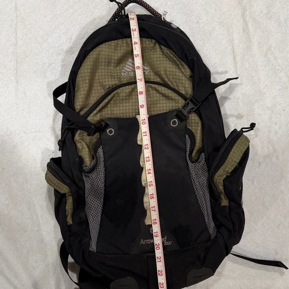 Kelty Green and Black Arrowhead 2000 Backpack - Picture 2 of 5